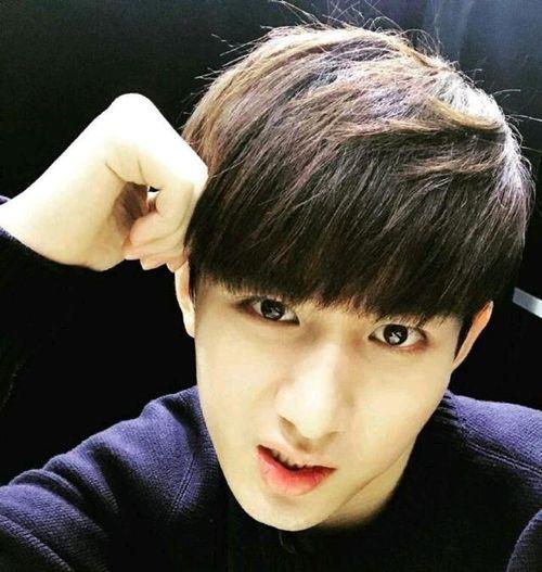 成毅爆料女友是谁啊视频,女友身份曝光,甜蜜互动引网友热议 第2张 成毅爆料女友是谁啊视频,女友身份曝光,甜蜜互动引网友热议 第2张